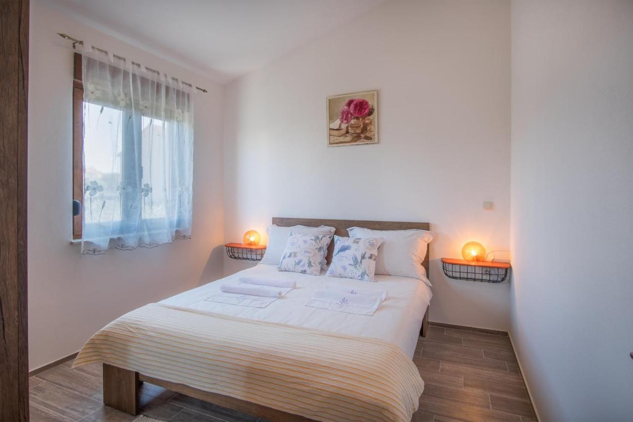 Villa Dijana East Linardici Luaran gambar
